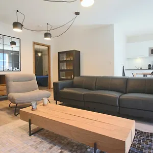 Magnifique T5 Duplex De Grand Standing 120m2 Neuf Classé 4 étoiles Pour 8 Personnes En Plein Centre De Saint-Lary-Soulan
